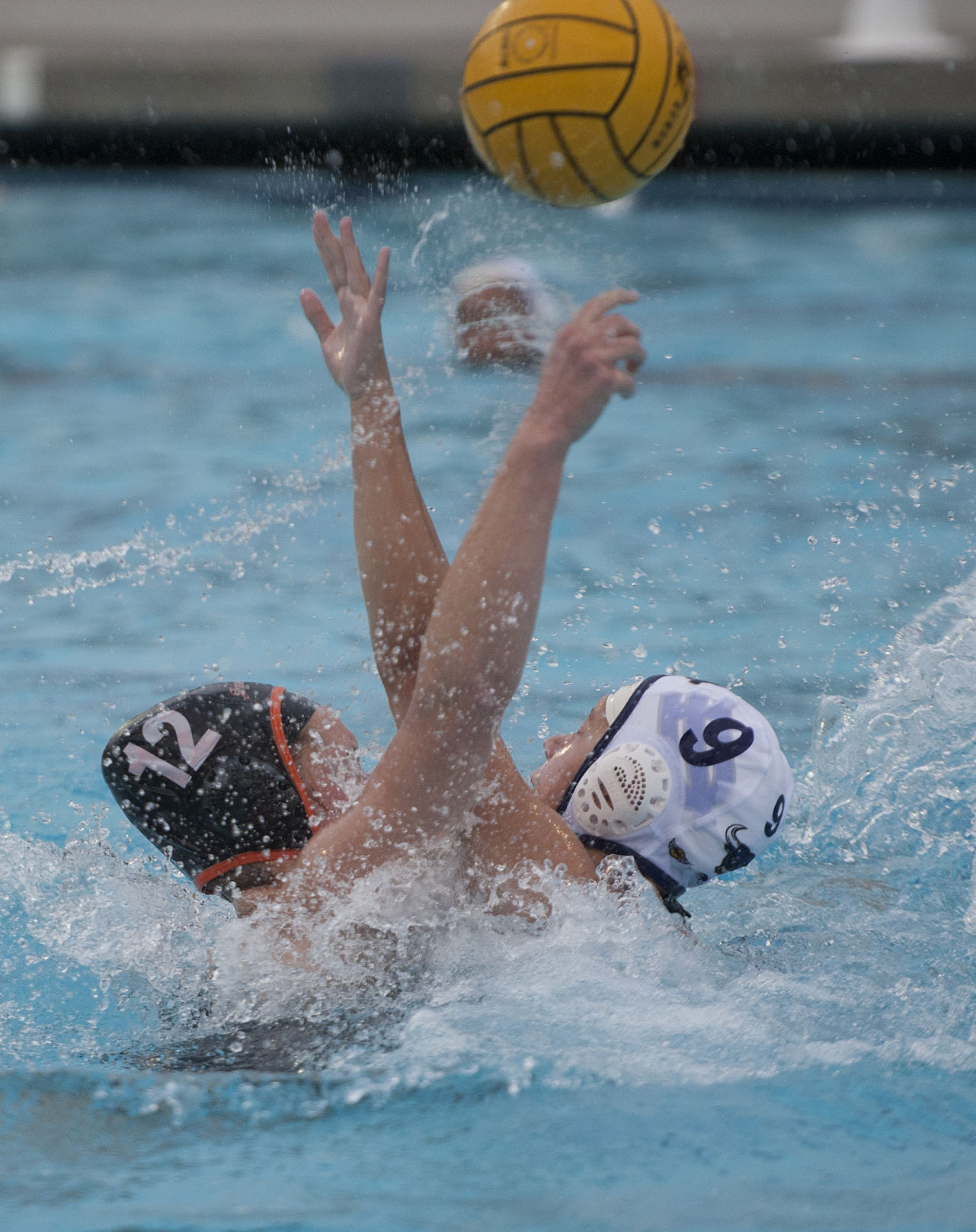 0225_SANTAYNEZGIRLSWATERPOLO-05.JPG